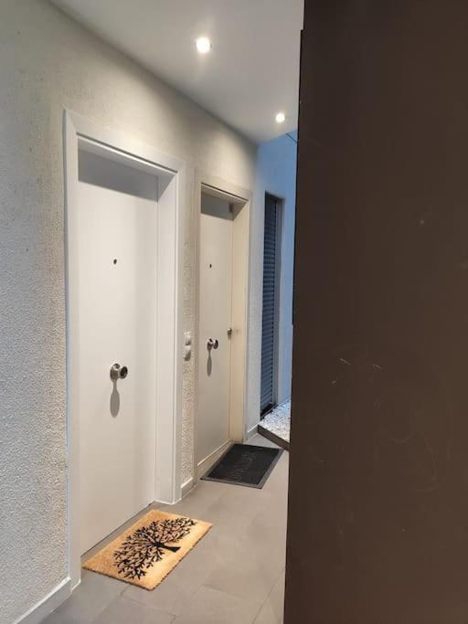 Moderno Apartamento Con Parking,Tarrassa, Barcelona تيراسا المظهر الخارجي الصورة
