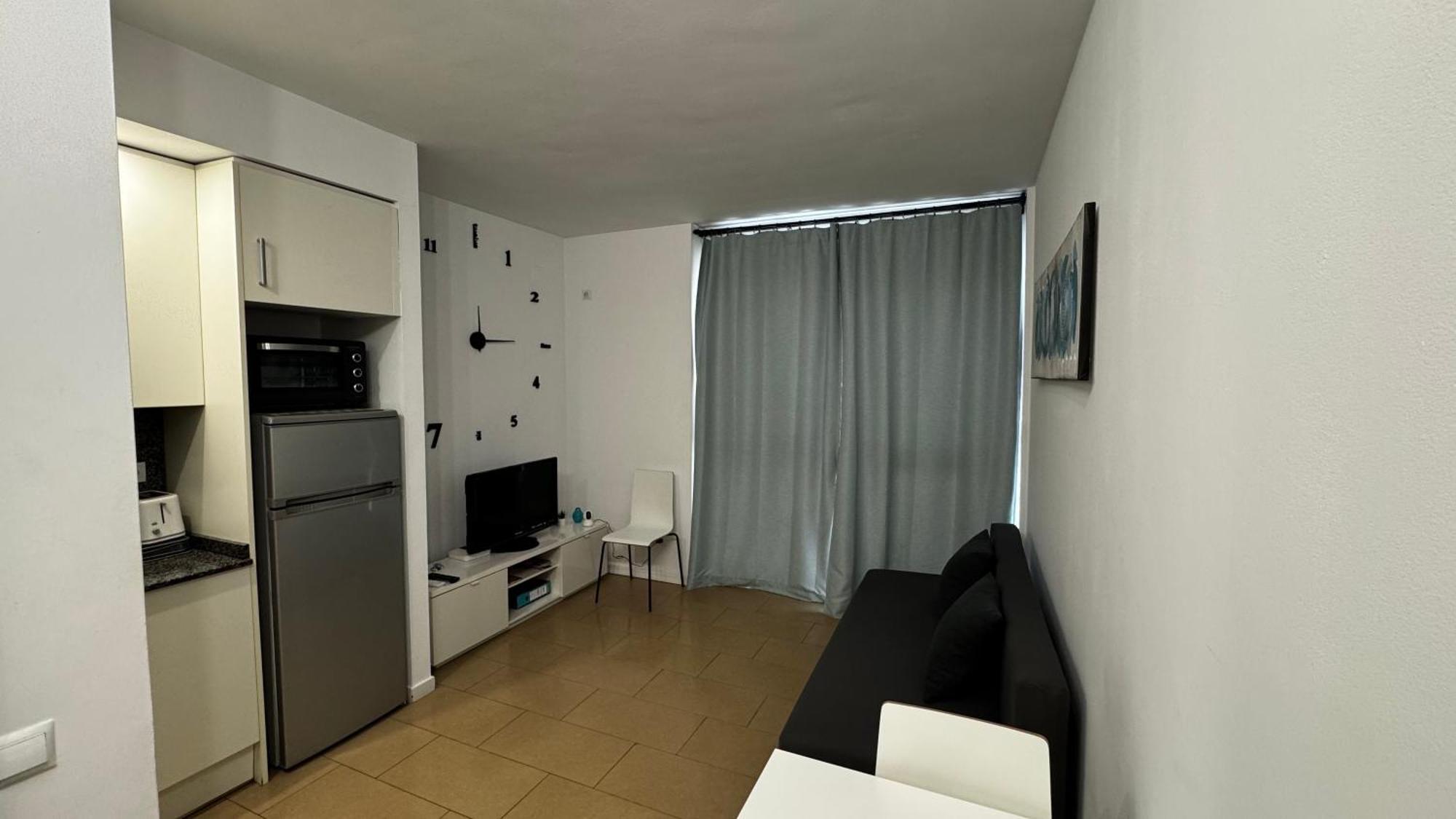 Moderno Apartamento Con Parking,Tarrassa, Barcelona تيراسا المظهر الخارجي الصورة